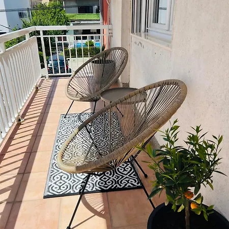 Zora Apartman